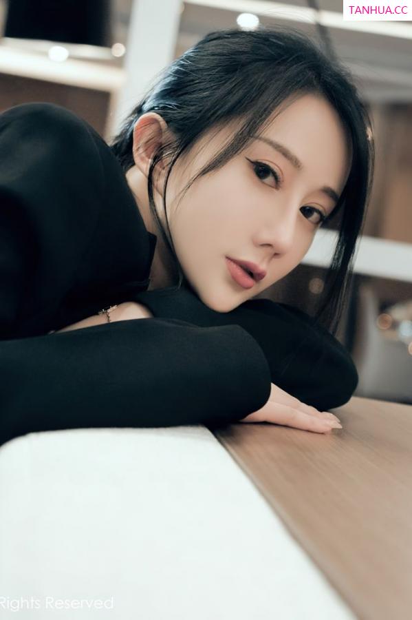 苏小曼  [XiuRen]高清写真图 2022.03.31 No.4801 苏小曼babyface第44张图片
